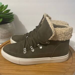 Report Adair Faux Suede Sherpa Bootie Olive Green‎ Ankle Boot Women’s Size 7.5